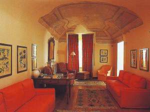 Xtrallusion offers characteristic Bed and Breakfast, B&B, Guest House, Hotel, Albergo and Country Lodge accommodation in Italy. Plus independent self-guided Walking, Adventure, Activity, Skiing and Paragliding Holiday itineraries on the Italian Rivieras, in the Italian Lakes, in the Italian Alps and in some of the most beautiful corners of Italy.